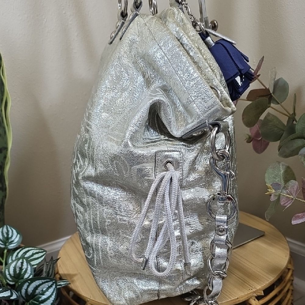Coach RARE Poppy Storypatch Collectible XL - Picture 7 of 16